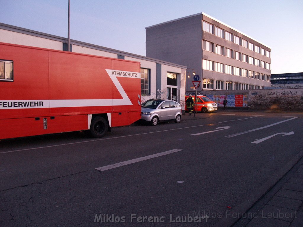 Feuer Plusmarkt Koeln Ehrenfeld Vogelsangerstr P90.JPG